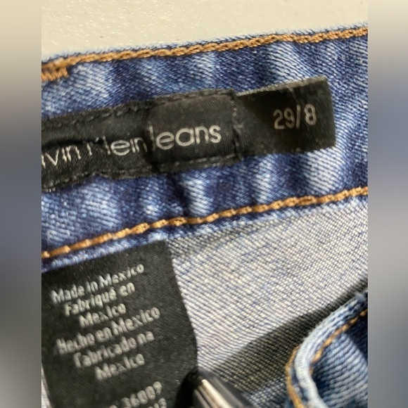 Calvin Klein Jeans Womens Size 29/8 Medium Wash Lean Boot 5 Pocket Jeans - Picture 4 of 4